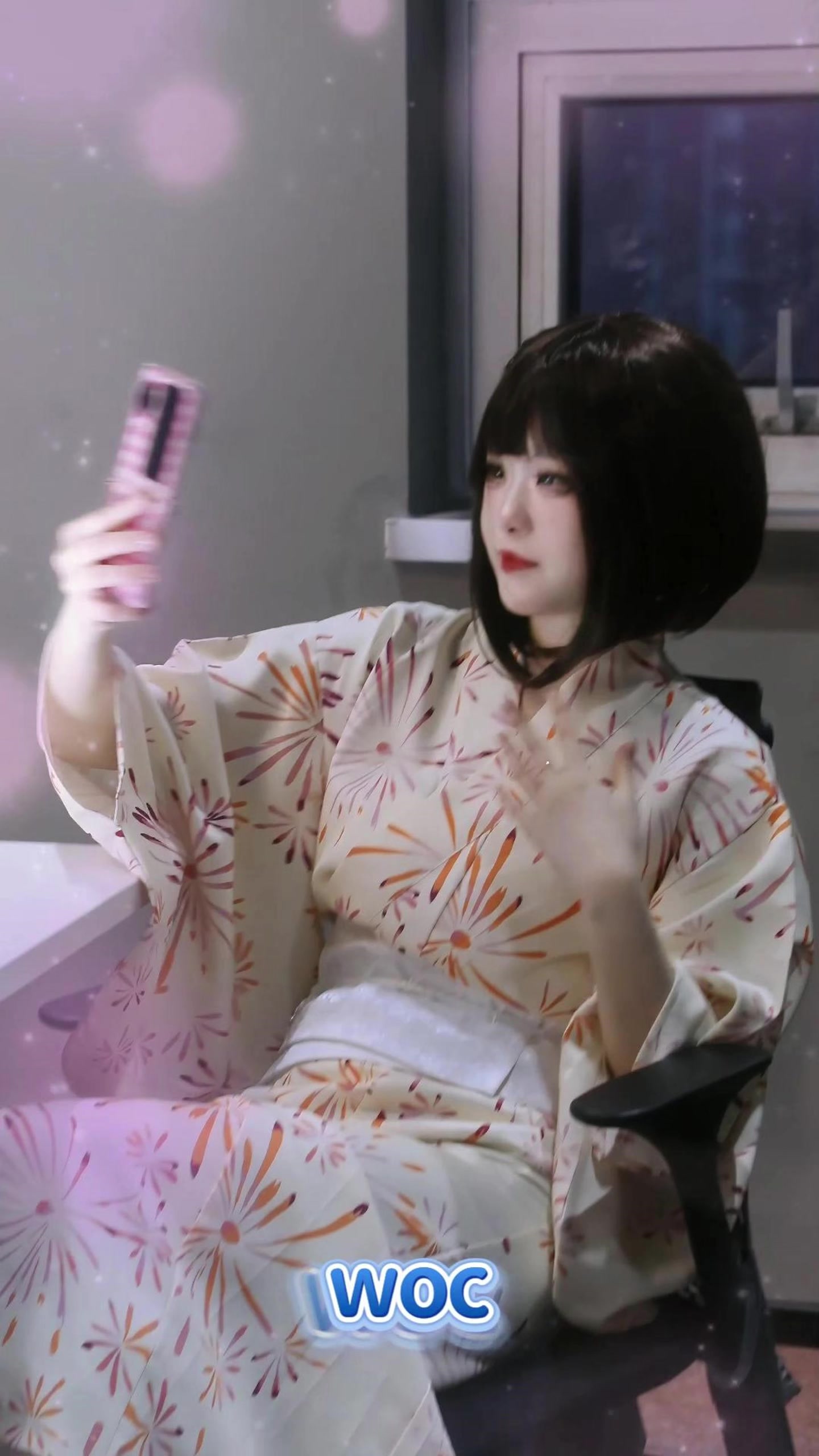 妈妈有鬼缠着我玩游戏……诶，女鬼的话只好从了！