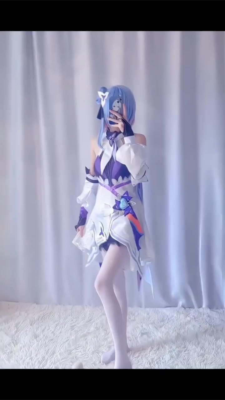 冬日二次元COS。